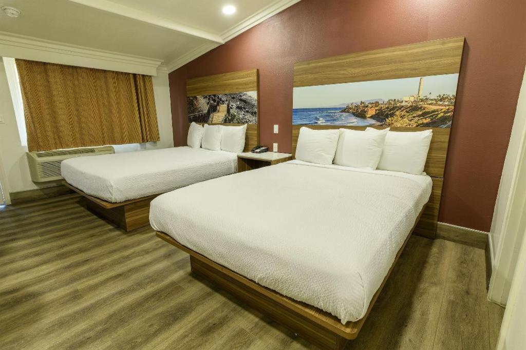 Rodeway Inn Карлсбад Екстер'єр фото